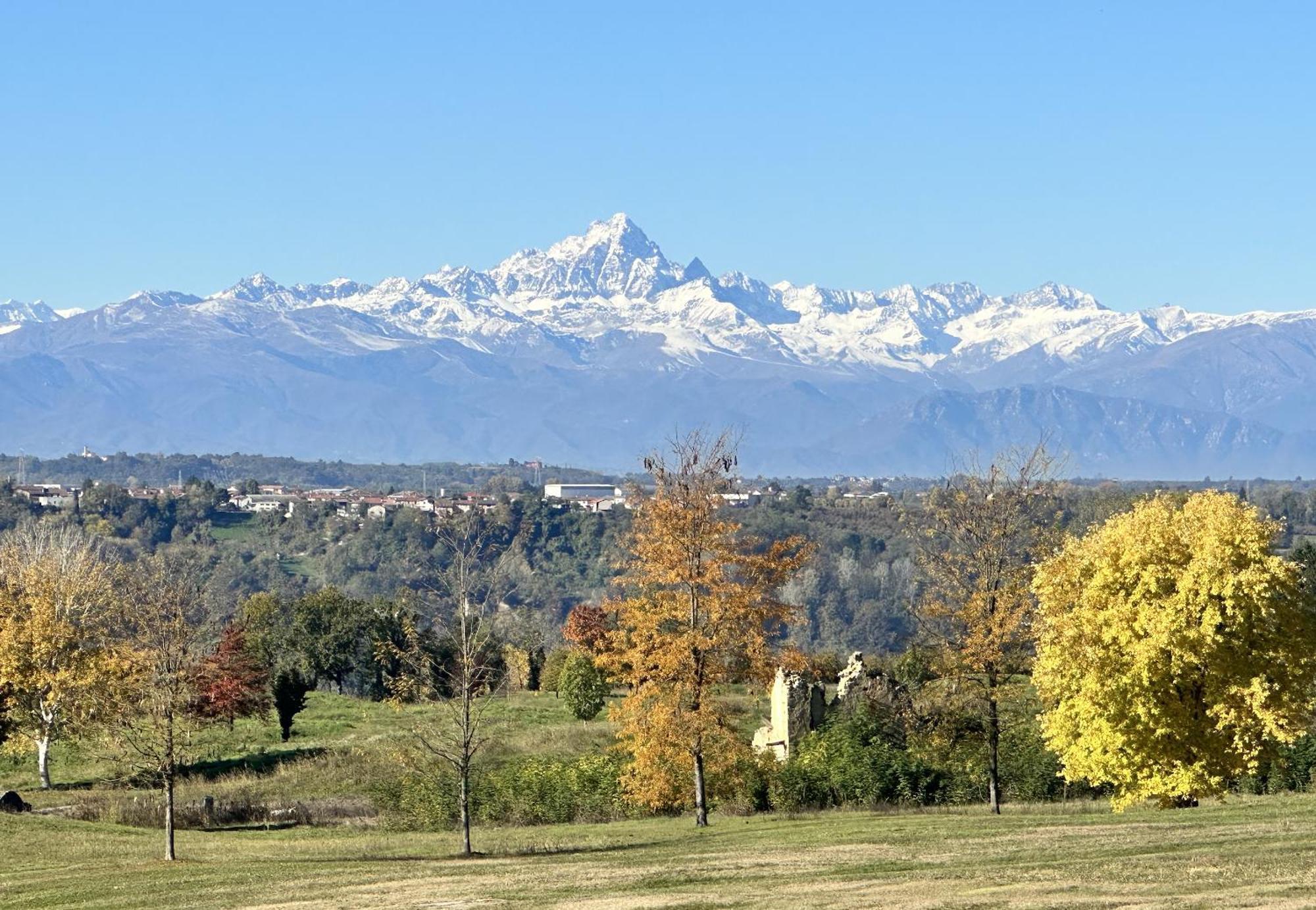 ノヴェッロ Just Langhe Casa Baroloヴィラ エクステリア 写真