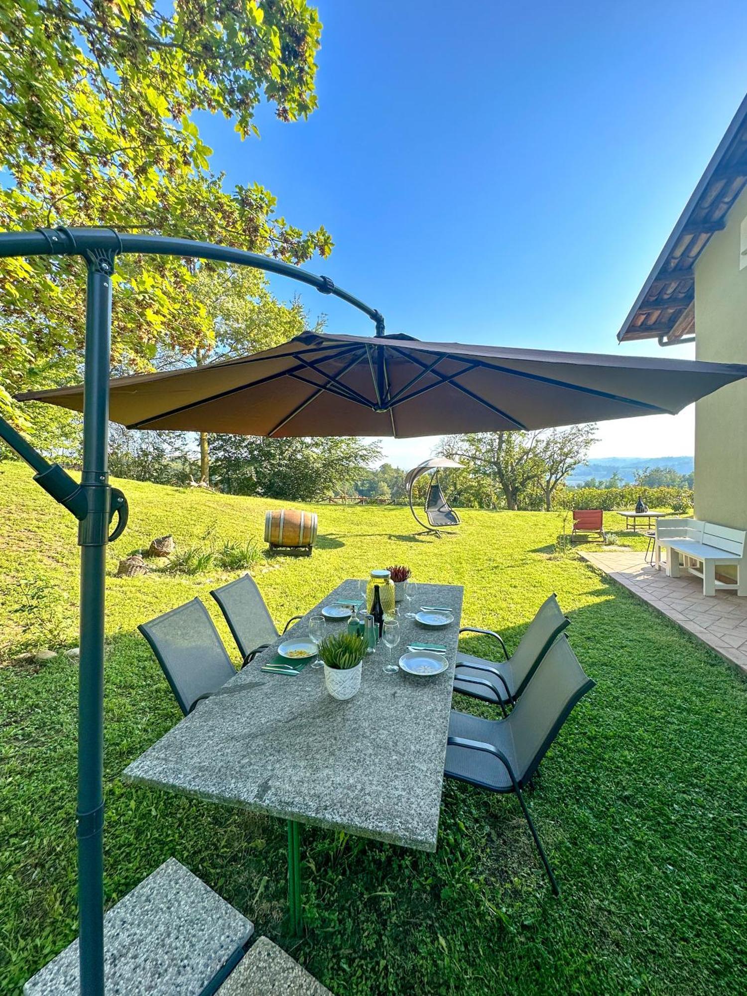 ノヴェッロ Just Langhe Casa Baroloヴィラ エクステリア 写真
