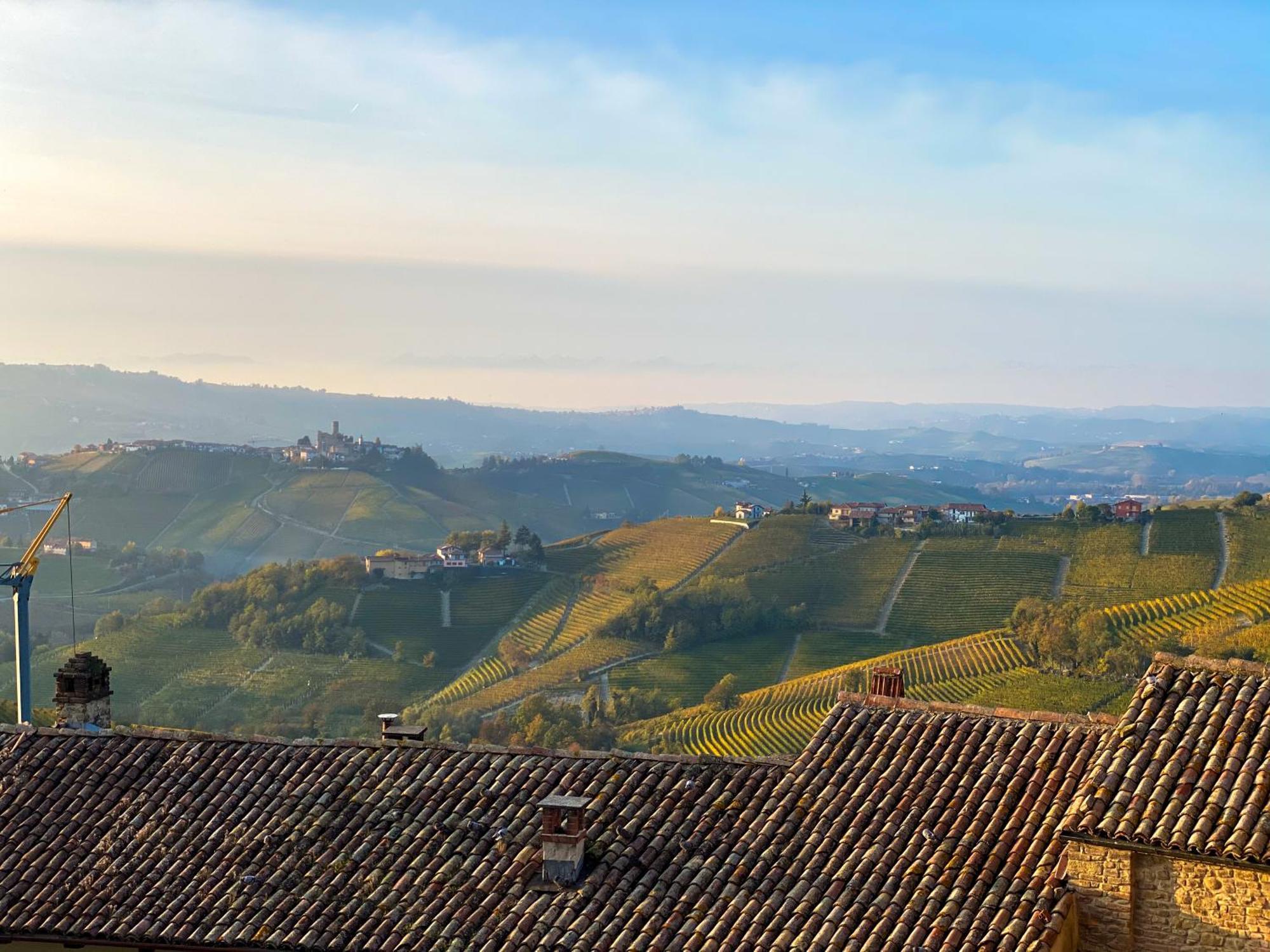 ノヴェッロ Just Langhe Casa Baroloヴィラ エクステリア 写真
