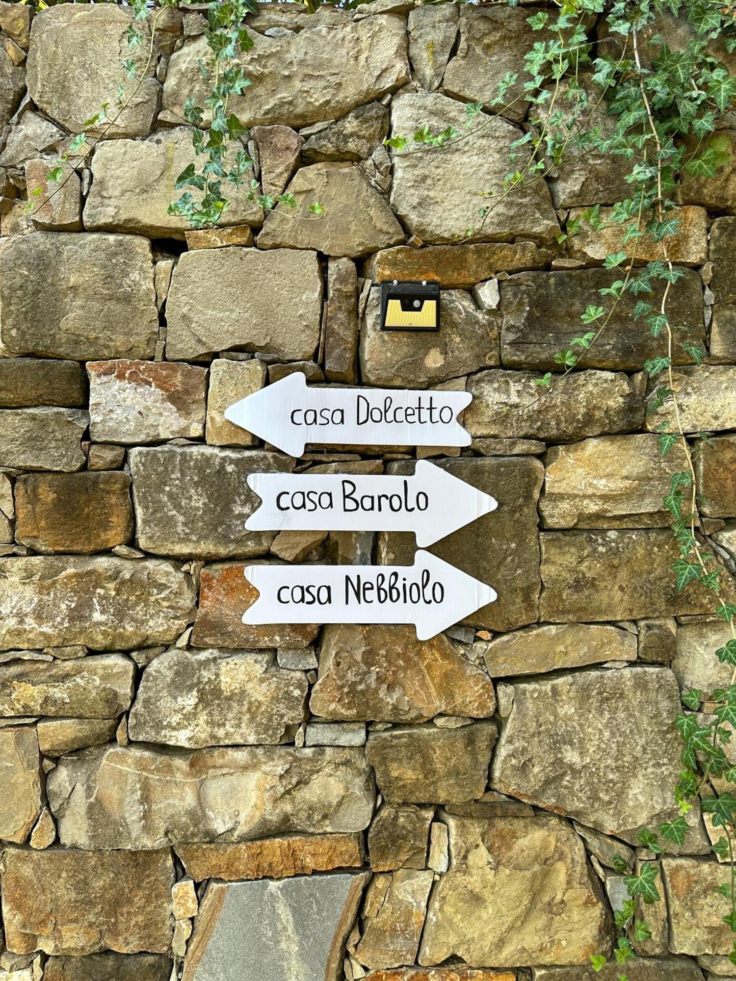 ノヴェッロ Just Langhe Casa Baroloヴィラ エクステリア 写真