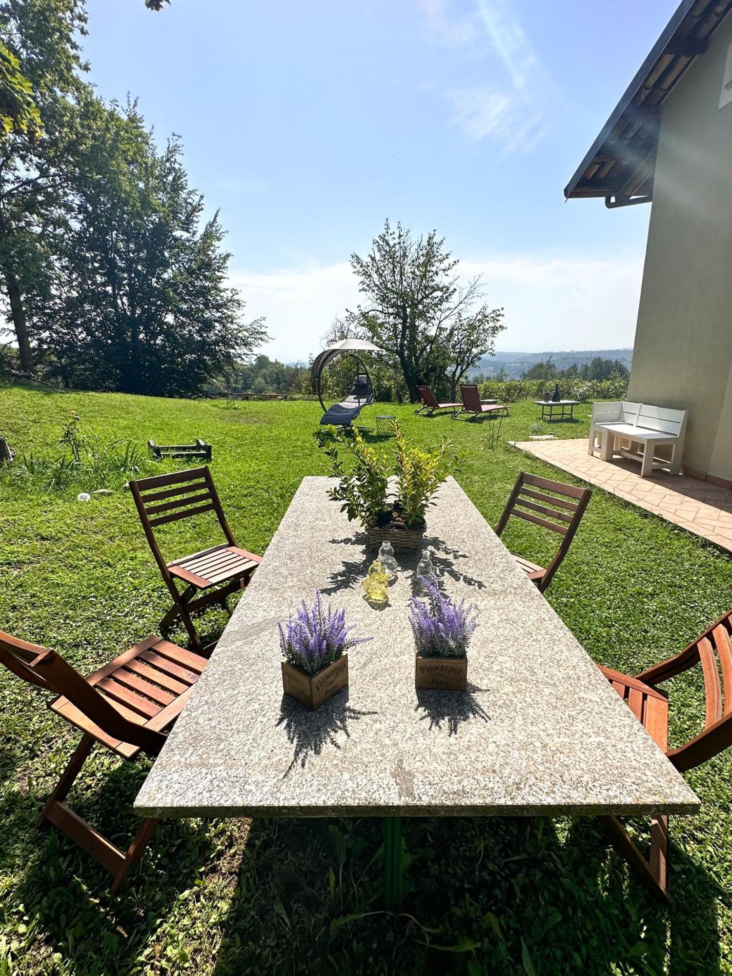 ノヴェッロ Just Langhe Casa Baroloヴィラ エクステリア 写真